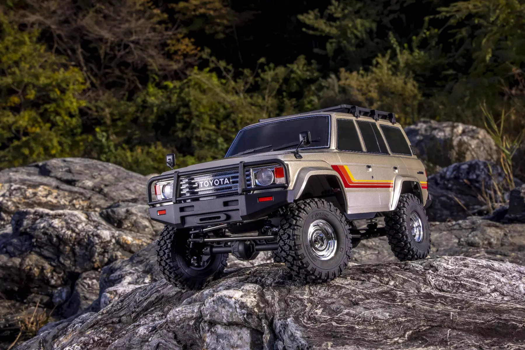 KYOSHO KC10 TOYOTA LAND CRUISER 60 CRAWLER 4WD 1:10