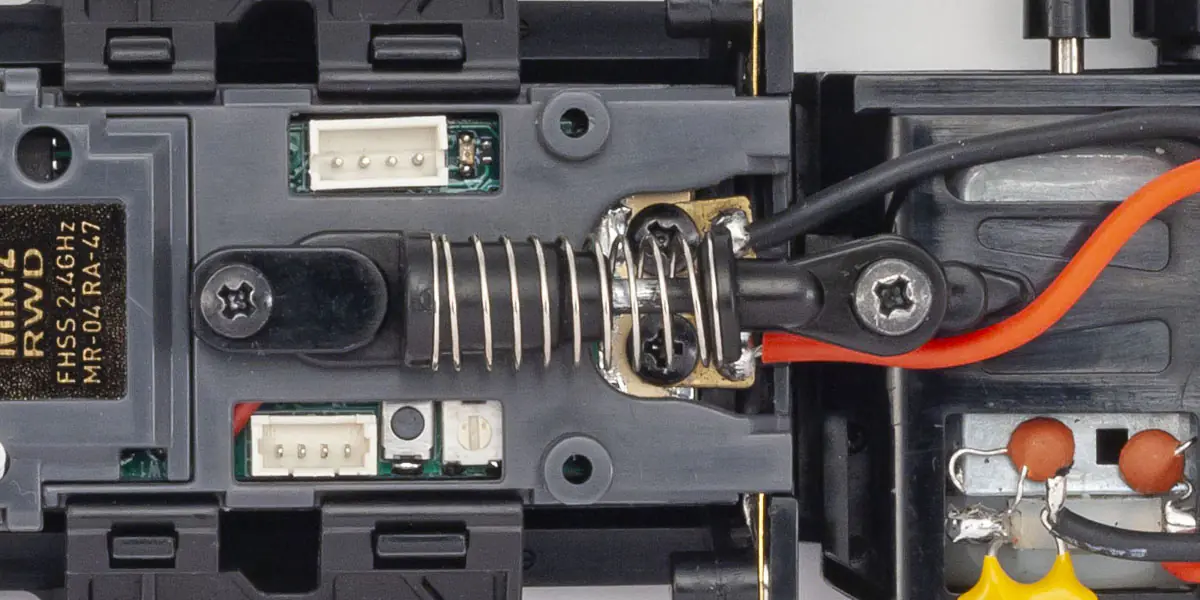 Model zdalnie sterowany Kyosho MINI-Z RWD MR-04 MINI-Z RWD McLaren 720S GT3 tylne zawieszenie